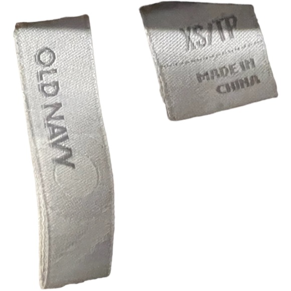 A beautiful Old Navy dress in extra small - Picture 3 of 7